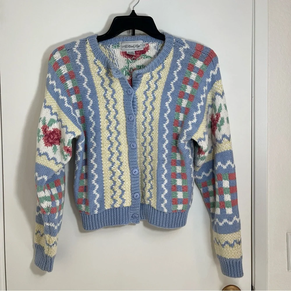 All Week Long Blue & Cream Floral Womens Sweater Sz Medium Cardigan Grandma Core - Picture 1 of 10